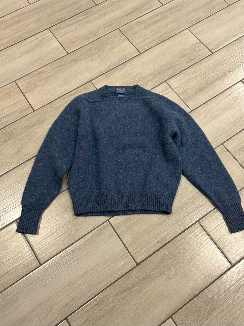 Womenโs Pendleton vintage made in USA virgin wool sweater knitwear size XL